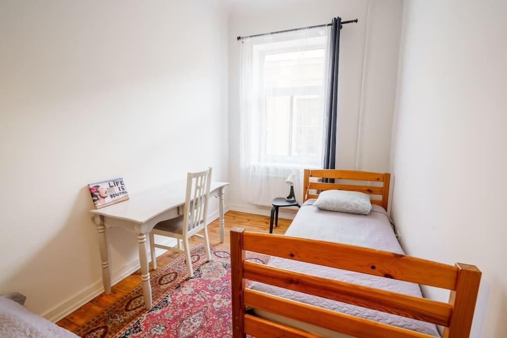 Two Bedroom Ausekla Apartment Liepāja Extérieur photo